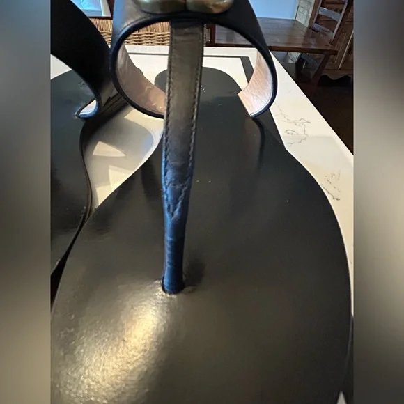 GUCCI GG MARMONT THONG SANDAL - Picture 6 of 16
